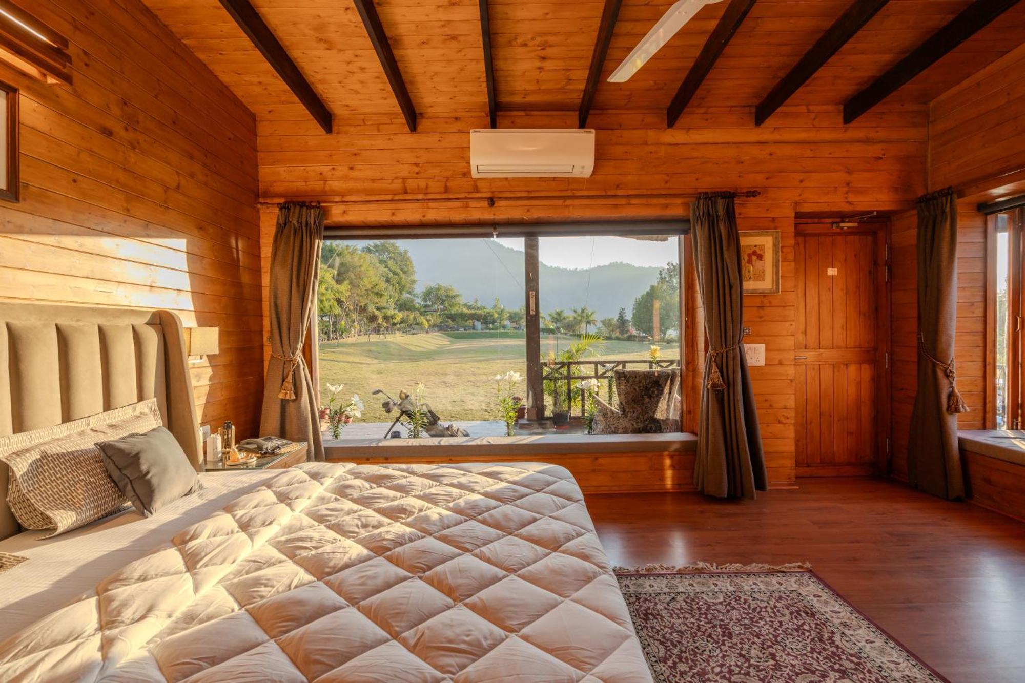 Saffronstays Timber Crest Dehradun Exteriör bild