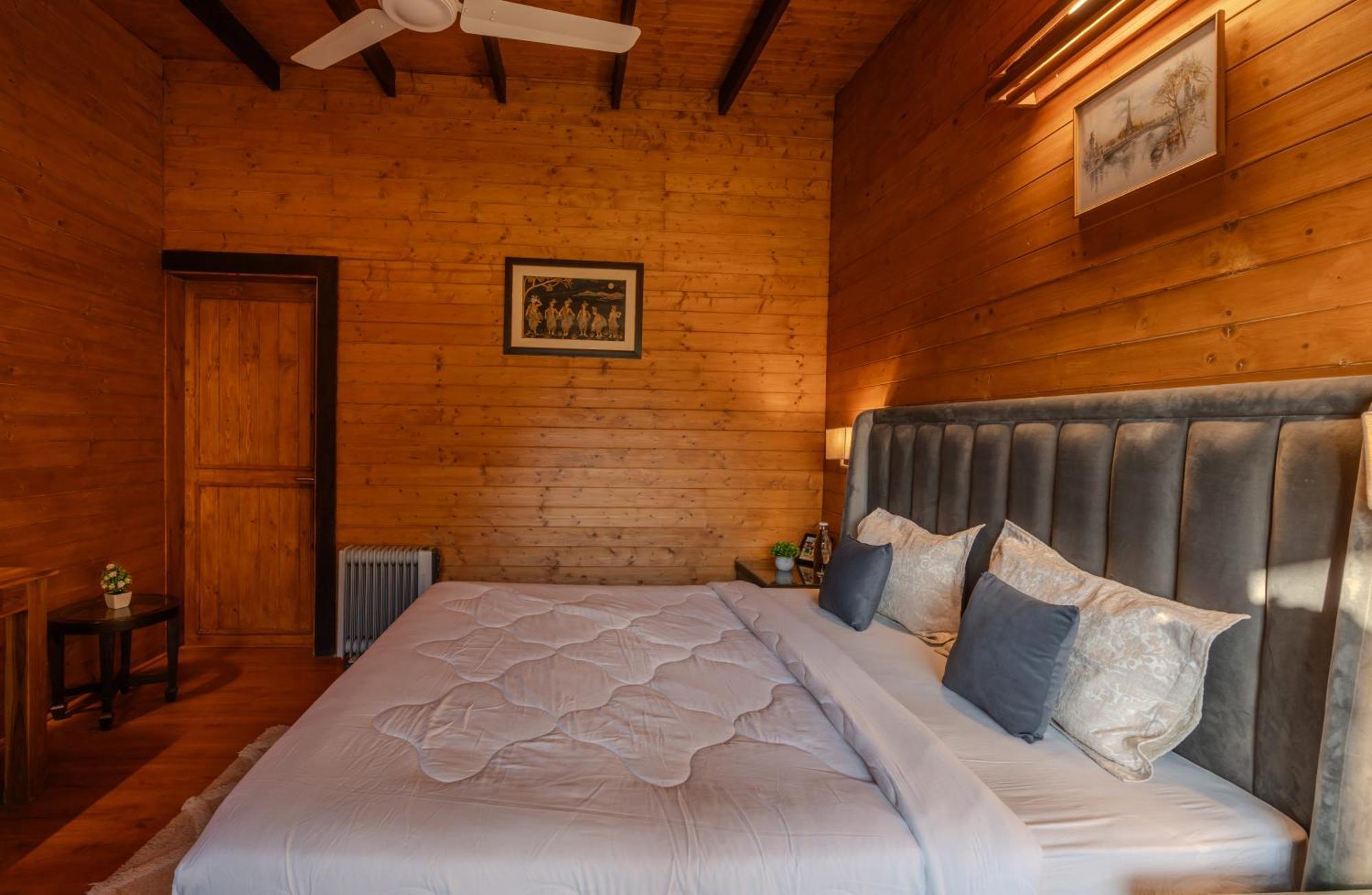 Saffronstays Timber Crest Dehradun Exteriör bild